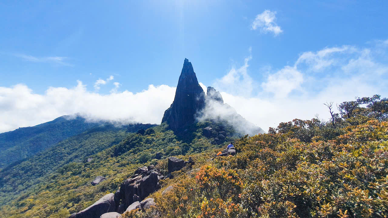 Daklak - Trekking Chư Mư - Hòn Vọng Phu - Thác Bay